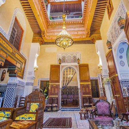 Riad Mama H&K Meknes Luaran gambar