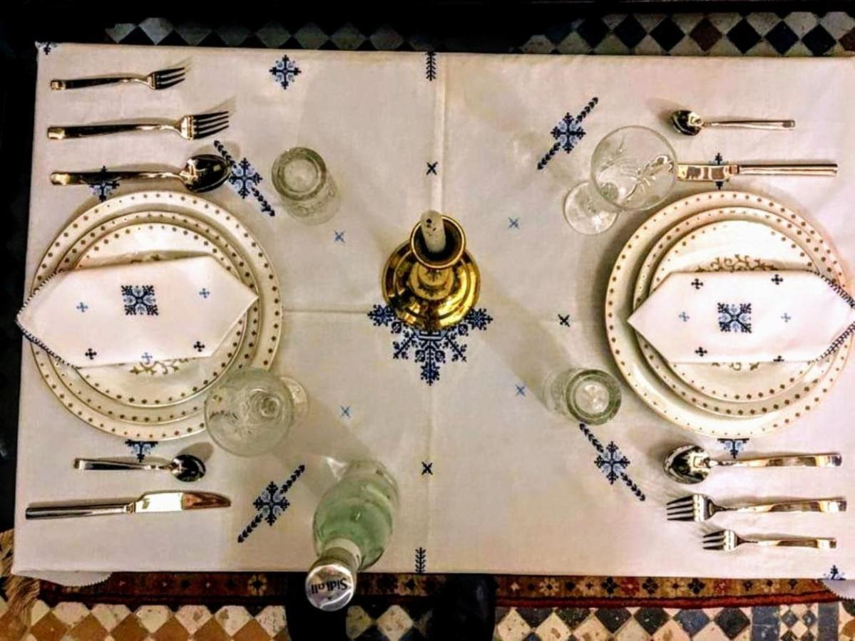 Riad Mama H&K Meknes Luaran gambar