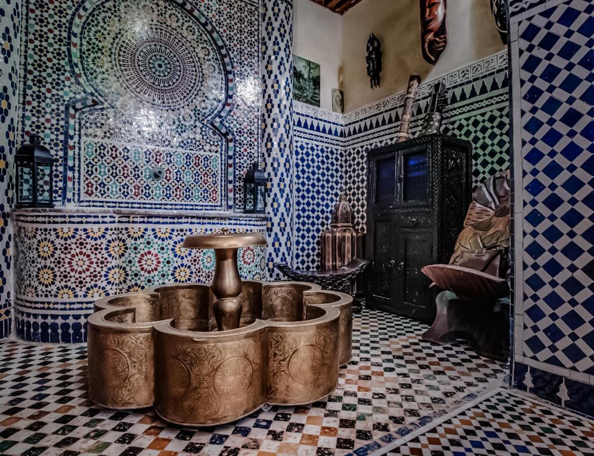 Riad Mama H&K Meknes Luaran gambar