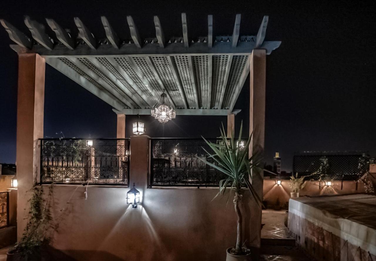 Riad Mama H&K Meknes Luaran gambar