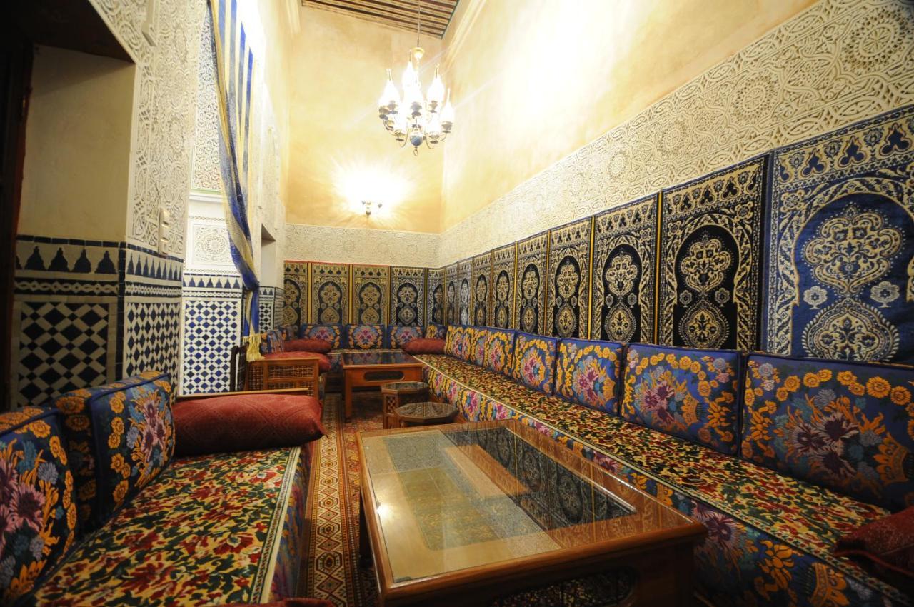 Riad Mama H&K Meknes Luaran gambar