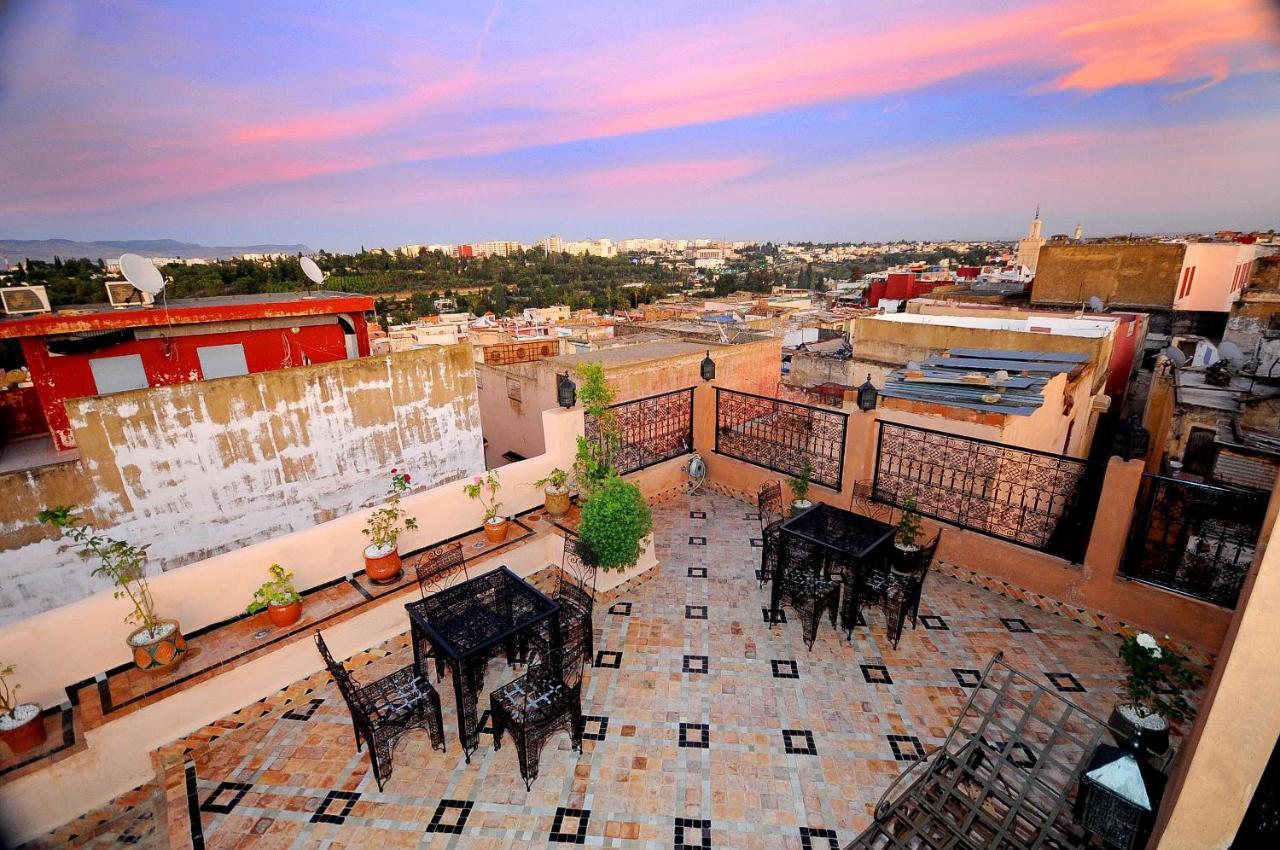Riad Mama H&K Meknes Luaran gambar