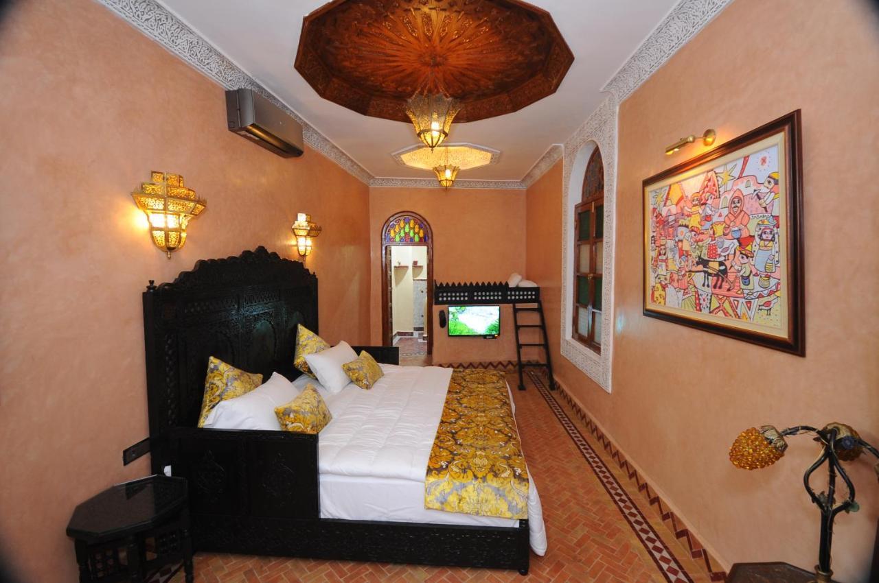 Riad Mama H&K Meknes Luaran gambar