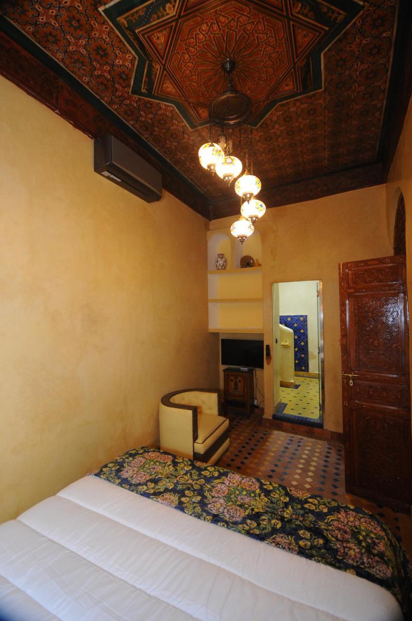 Riad Mama H&K Meknes Luaran gambar