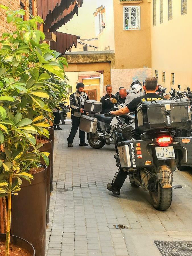 Riad Mama H&K Meknes Luaran gambar